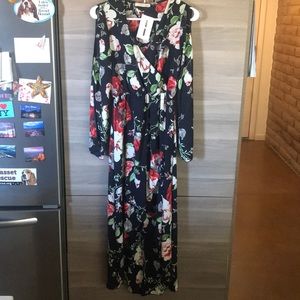 Royal & Reese Dresses - 3 for $15 Eligible!! Bonnie Floral Hi - Lo Small Royal & Reese Dresses - 3 for $15 Eligible!! Bonnie Floral Hi - Lo Small